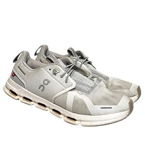 On Cloud | Sky Youth Size 6 Cloud Sky Running Shoes Sneakers Glacier 3YD11440608
